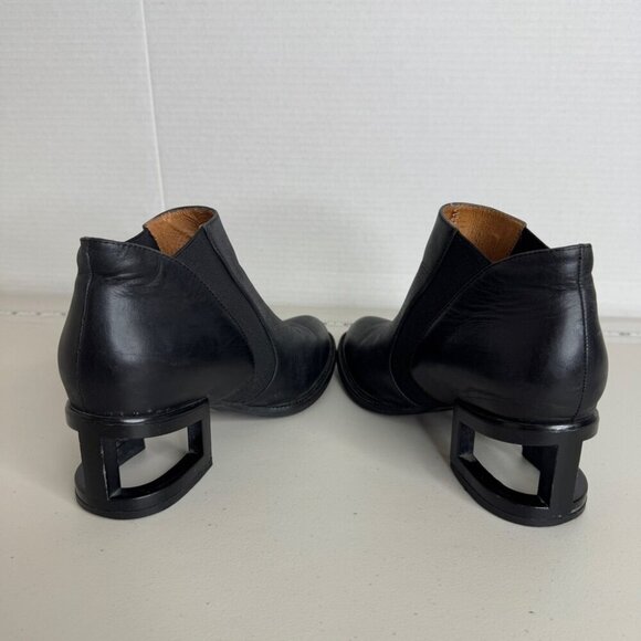 REVOLVE Jeffrey Campbell Black Duval Soft Smooth Leather Ankle Bootie Size 7 - Picture 10 of 11